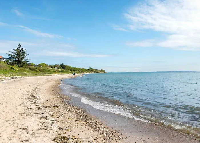 30353-odder-lyngmarksvej-17 * Odder